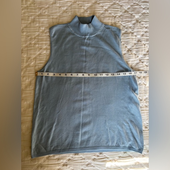 August Silk Women's Silk Sleeveless Mock Turtleneck Sweater Sz L Ice Blue - Picture 5 of 6
